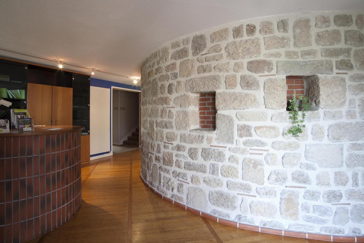 Logis Hotel Restaurant La Tour Dunières Kültér fotó