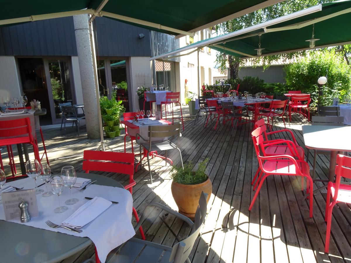 Logis Hotel Restaurant La Tour Dunières Kültér fotó