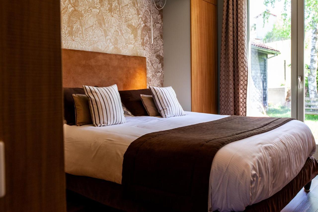 Logis Hotel Restaurant La Tour Dunières Kültér fotó