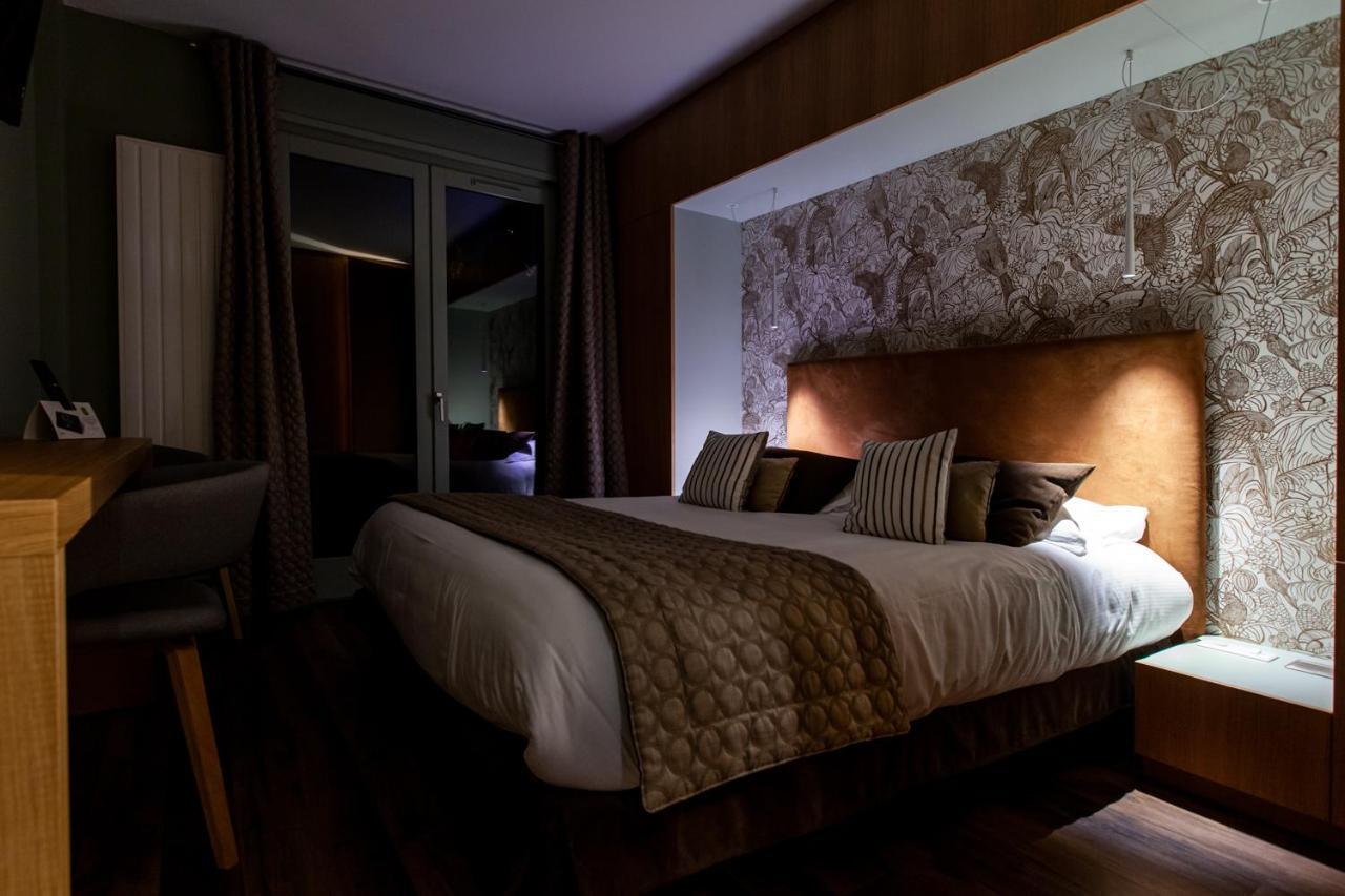 Logis Hotel Restaurant La Tour Dunières Kültér fotó