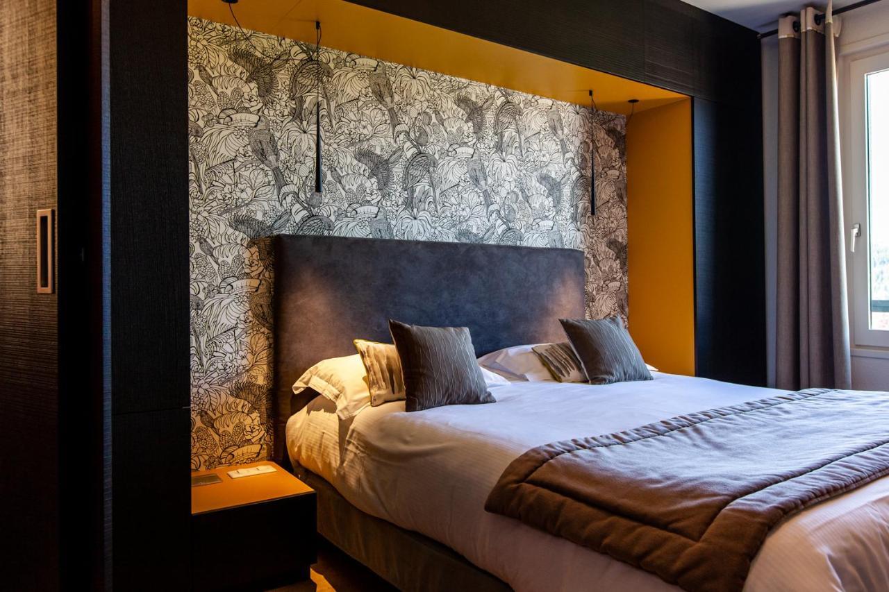 Logis Hotel Restaurant La Tour Dunières Kültér fotó